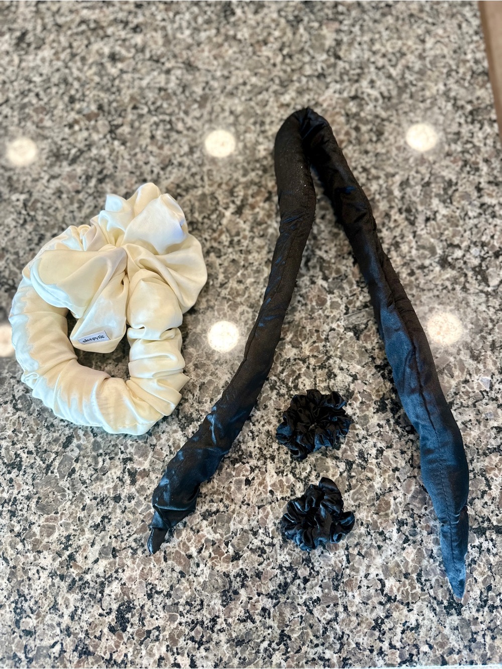 Sleepy Tie Satin Heatless Curl Set Bundle